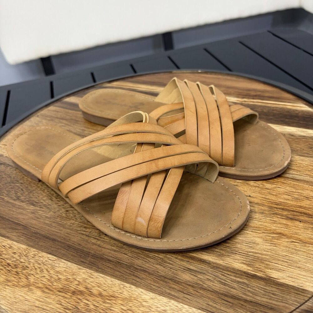 Seven7 Tan Faux Leather Crisscross Multi Strap Flat Slide Sandals Womens Sz 7